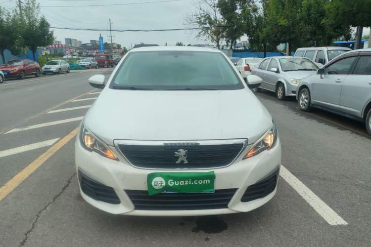 Used Peugeot 308 2018 1.6L Manual Fashion Edition Front