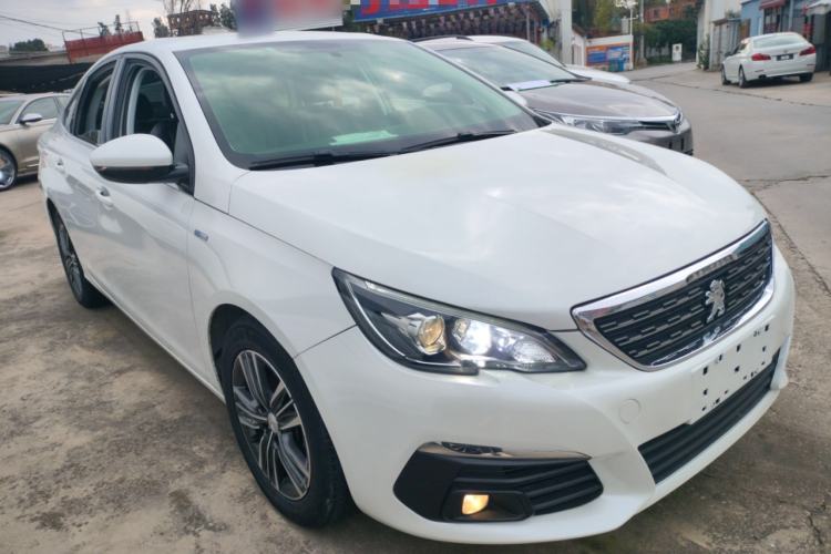 Used Peugeot 308 2018 230THP Automatic Luxury Edition Front Right 45 Deg