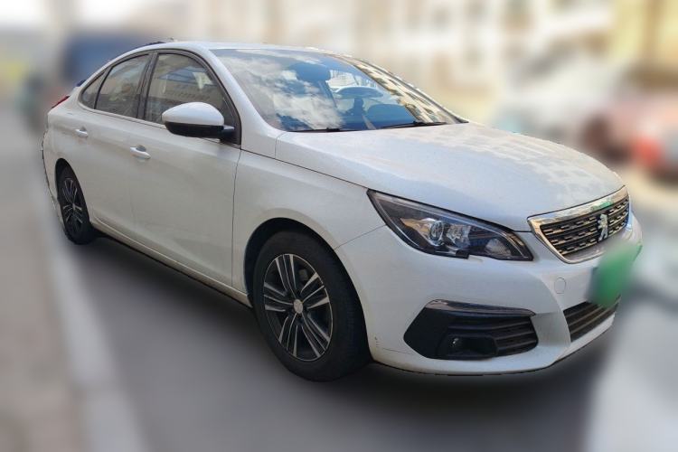Used Peugeot 308 2018 1.6L Automatic Luxury Edition Front Right 45 Deg