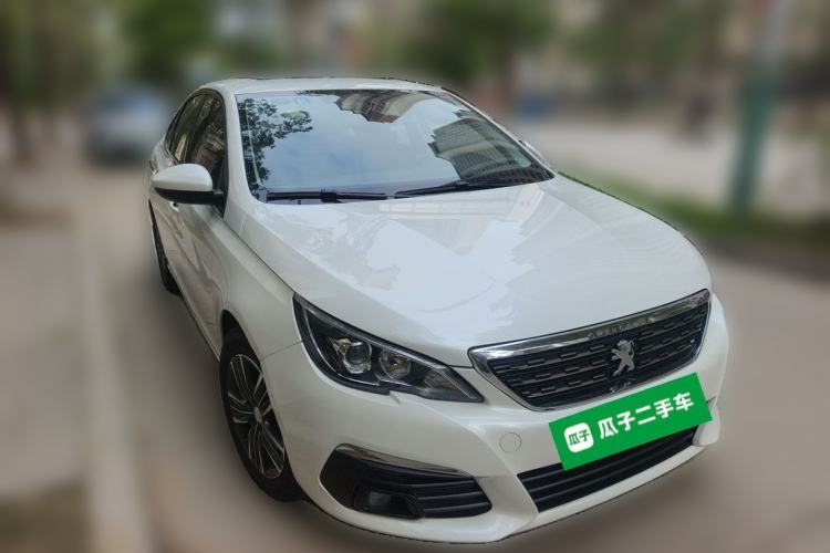 Used Peugeot 308 2018 1.6L Automatic Luxury Edition Front Right 45 Deg