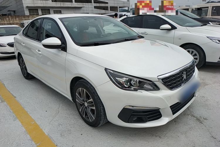 Used Peugeot 308 2018 1.6L Automatic Luxury Edition Front Right 45 Deg