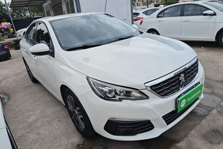 Used Peugeot 308 2018 1.6L Automatic Luxury Edition Front Right 45 Deg