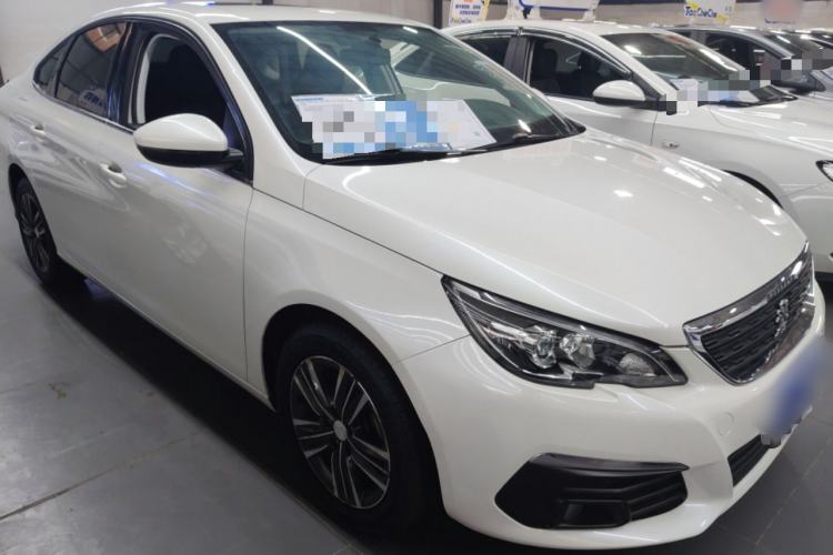 Used Peugeot 308 2018 1.6L Automatic Luxury Edition Front Right 45 Deg