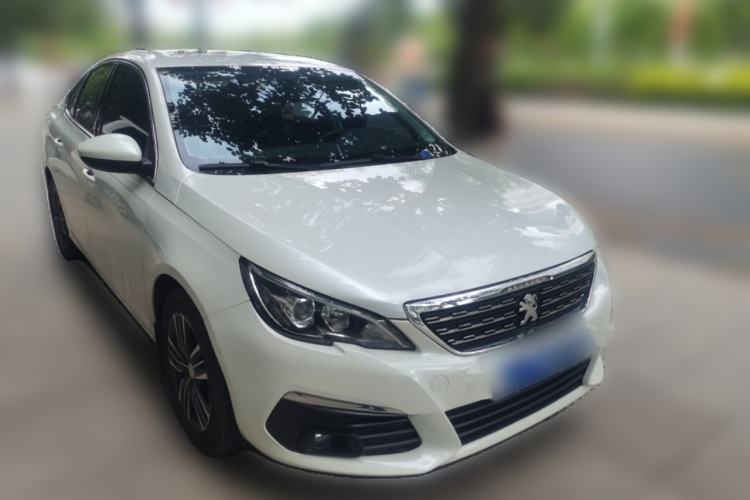 Used Peugeot 308 2018 1.6L Automatic Luxury Edition Front Right 45 Deg