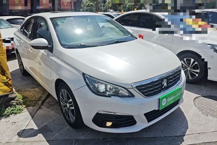 Used Peugeot 308 2018 1.6L Automatic Luxury Edition Front Right 45 Deg