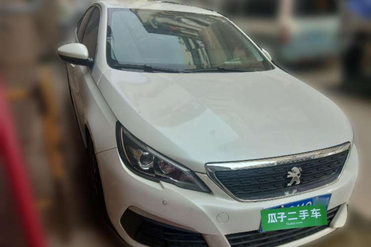 Used Peugeot 308 2018 1.6L Manual Fashion Edition Front Right 45 Deg