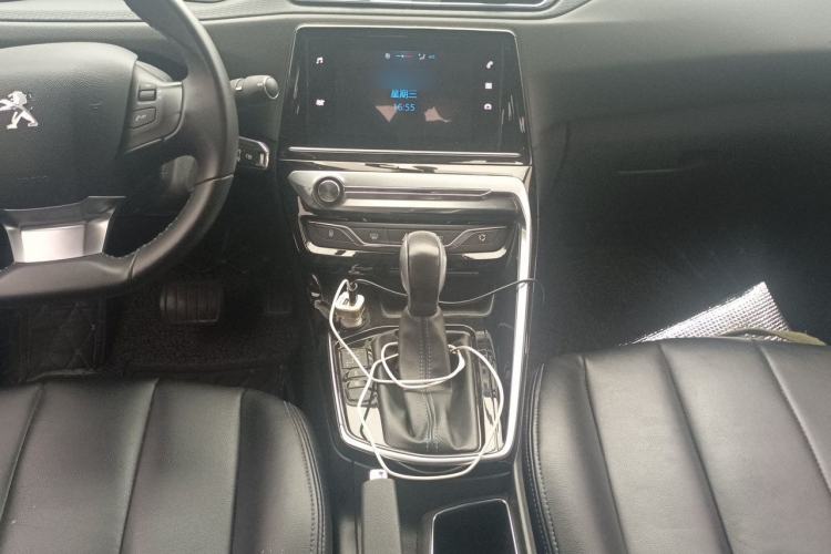 Used Peugeot 308 2018 1.6L Automatic Luxury Edition Gear Lever