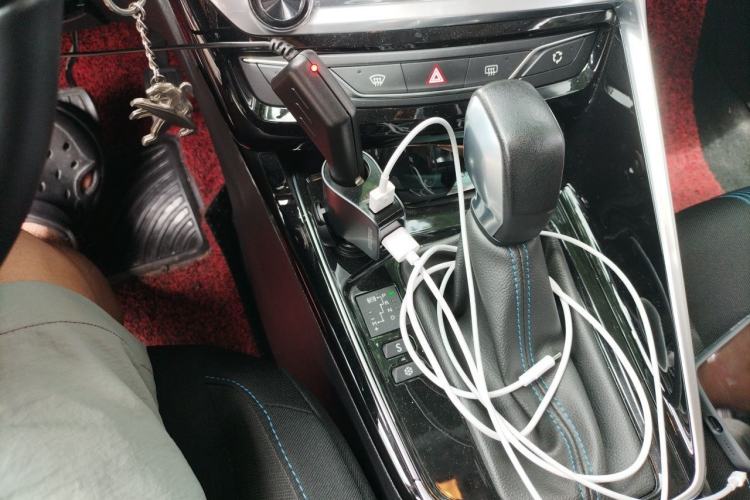 Used Peugeot 308 2018 1.6L Automatic Luxury Edition Gear Lever