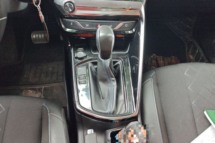 Used Peugeot 308 2018 1.6L Automatic Luxury Edition Gear Lever