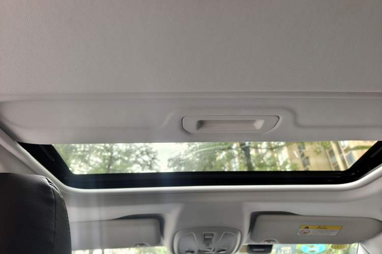 Used Peugeot 308 2018 1.6L Automatic Luxury Edition Headliner