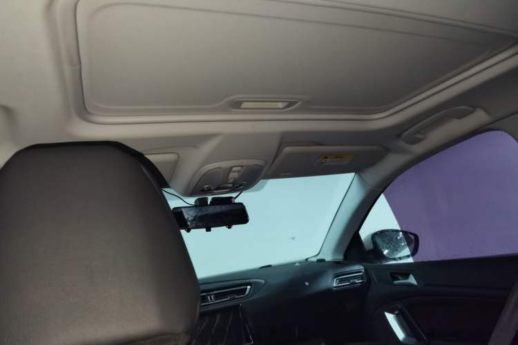 Used Peugeot 308 2018 1.6L Automatic Fashion Edition Headliner