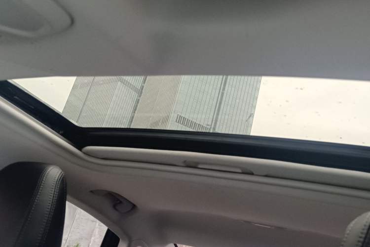 Used Peugeot 308 2018 1.6L Automatic Luxury Edition Headliner