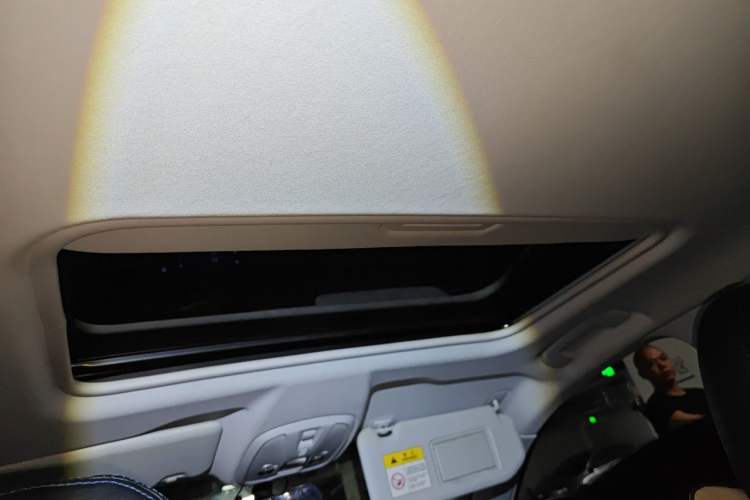 Used Peugeot 308 2018 230THP Automatic Luxury Edition Headliner