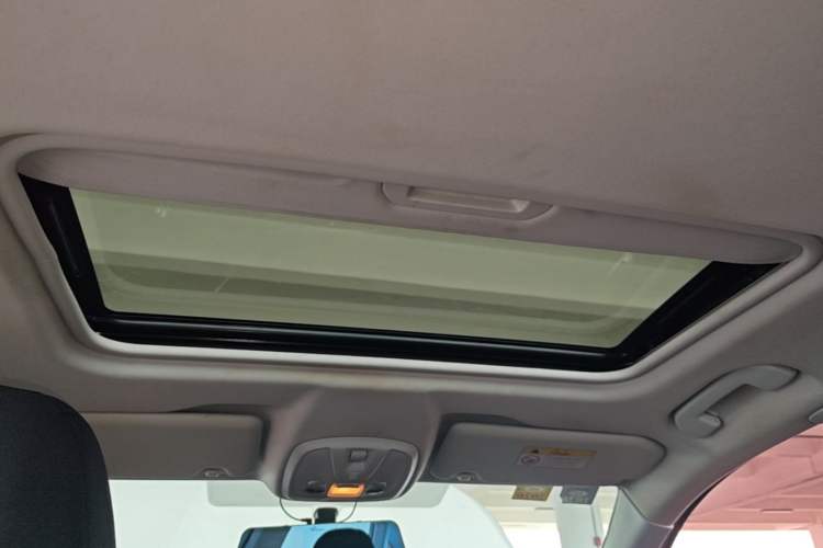 Used Peugeot 308 2018 1.6L Automatic Luxury Edition Headliner