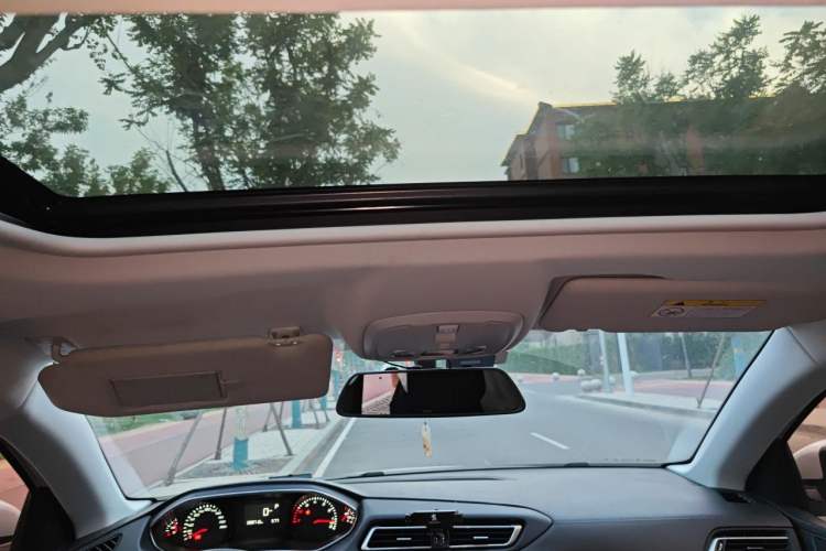 Used Peugeot 308 2018 1.6L Automatic Luxury Edition Headliner