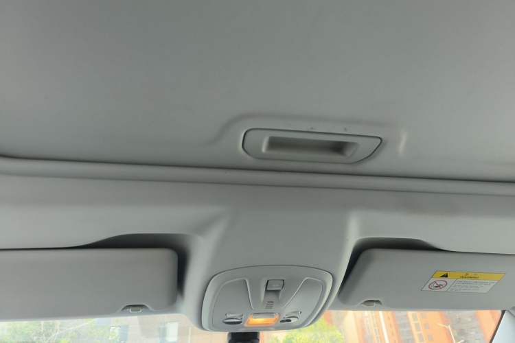 Used Peugeot 308 2018 1.6L Automatic Luxury Edition Headliner