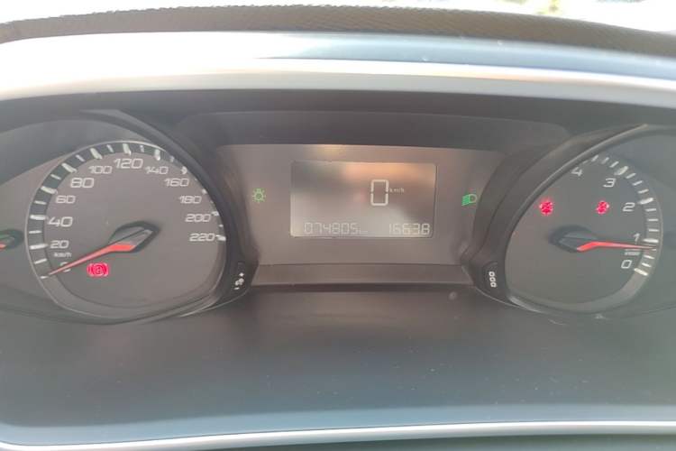Used Peugeot 308 2018 1.6L Manual Fashion Edition Instrument Cluster