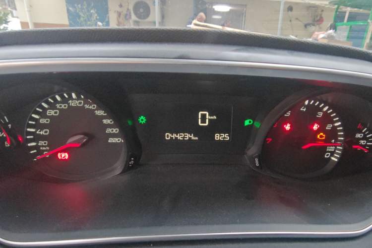 Used Peugeot 308 2018 1.6L Manual Fashion Edition Instrument Cluster