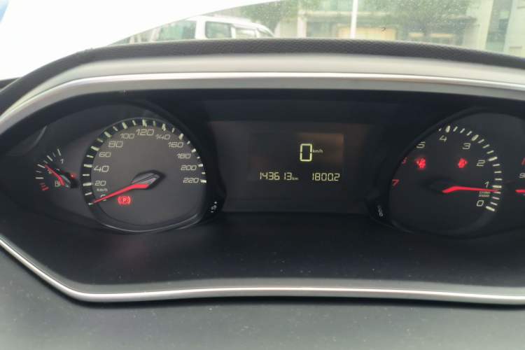 Used Peugeot 308 2018 1.6L Manual Fashion Edition Instrument Cluster