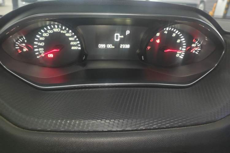 Used Peugeot 308 2018 1.6L Automatic Luxury Edition Instrument Cluster