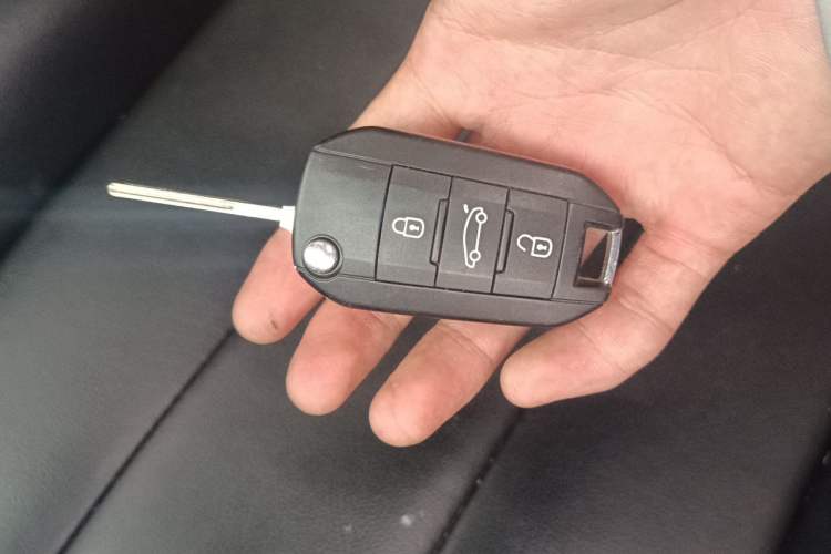 Used Peugeot 308 2018 1.6L Automatic Luxury Edition Interior 1