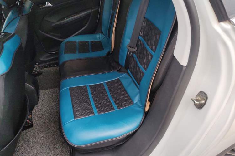 Used Peugeot 308 2018 1.6L Automatic Luxury Edition Interior 4