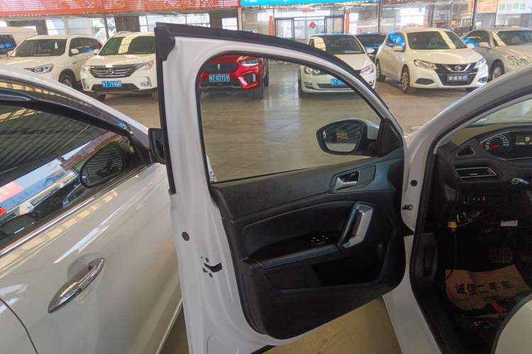 Used Peugeot 308 2018 1.6L Automatic Luxury Edition Left Front Door Interior