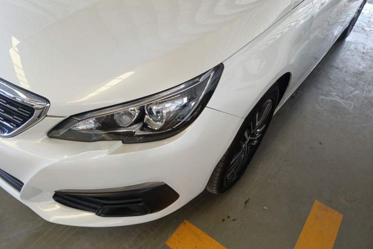 Used Peugeot 308 2018 1.6L Automatic Luxury Edition Left Front Headlight