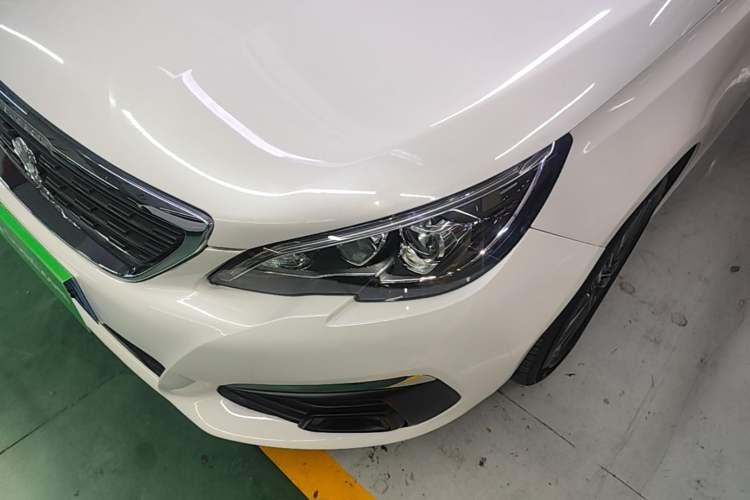 Used Peugeot 308 2018 1.6L Automatic Luxury Edition Left Front Headlight
