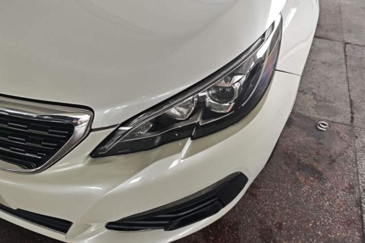 Used Peugeot 308 2018 1.6L Automatic Luxury Edition Left Front Headlight