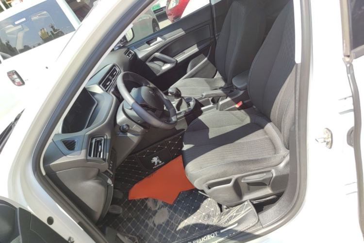 Used Peugeot 308 2018 1.6L Manual Fashion Edition Left Front Seat