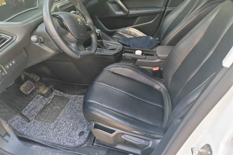 Used Peugeot 308 2018 1.6L Automatic Fashion Edition Left Front Seat
