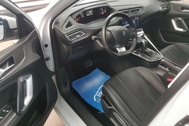 Used Peugeot 308 2018 1.6L Automatic Luxury Edition Left Front Seat