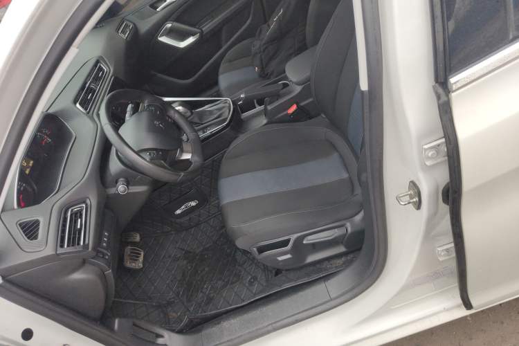 Used Peugeot 308 2018 1.6L Automatic Luxury Edition Left Front Seat