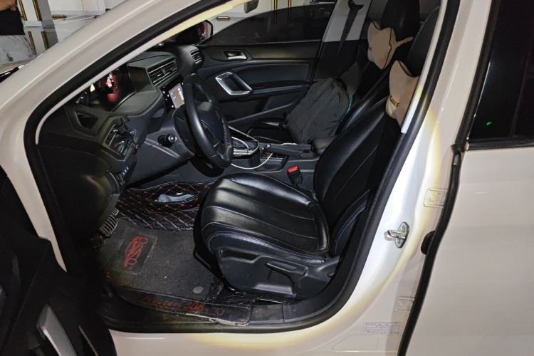 Used Peugeot 308 2018 230THP Automatic Luxury Edition Left Front Seat