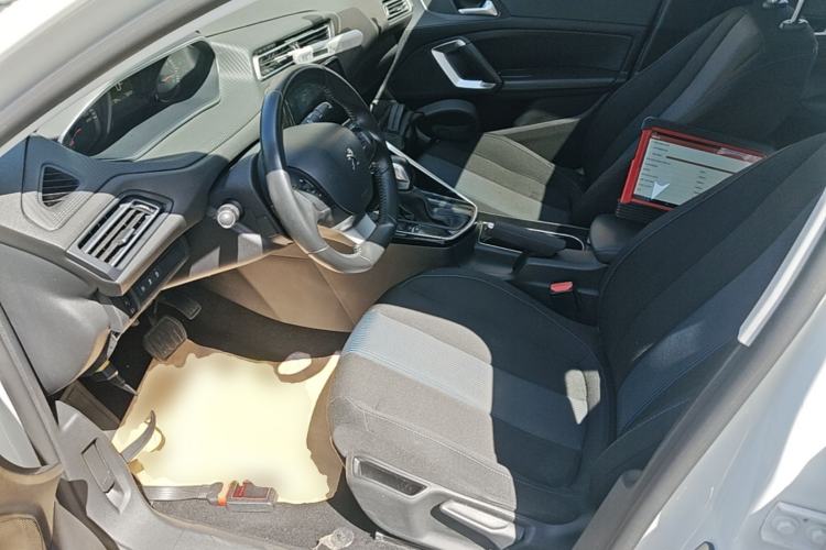 Used Peugeot 308 2018 1.6L Automatic Luxury Edition Left Front Seat