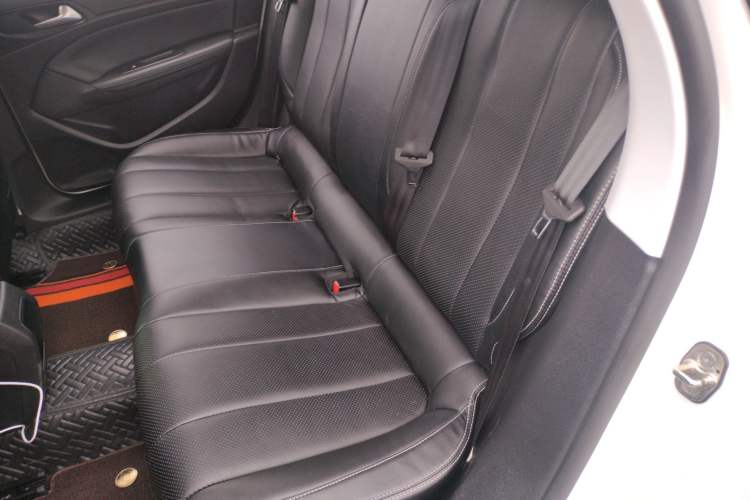 Used Peugeot 308 2018 230THP Automatic Luxury Edition Left Rear Seat