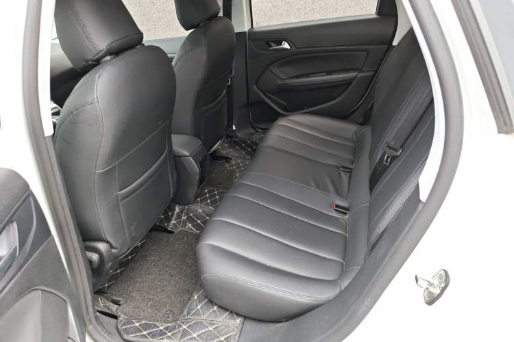 Used Peugeot 308 2018 230THP Automatic Luxury Edition Left Rear Seat