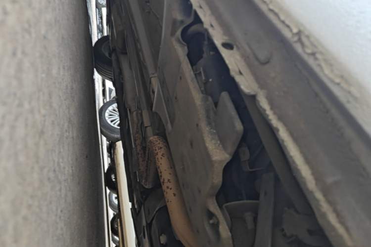 Used Peugeot 308 2018 1.6L Automatic Luxury Edition Left Side Sill