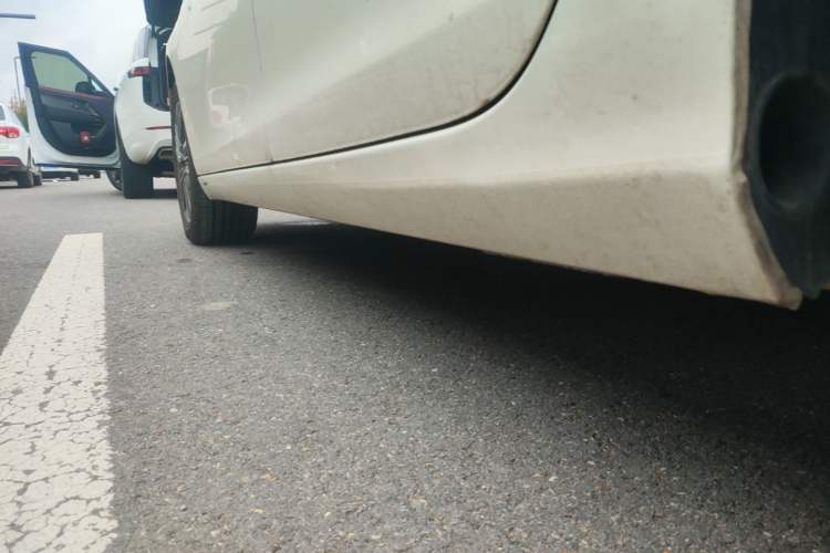 Used Peugeot 308 2018 1.6L Manual Fashion Edition Left Side Sill