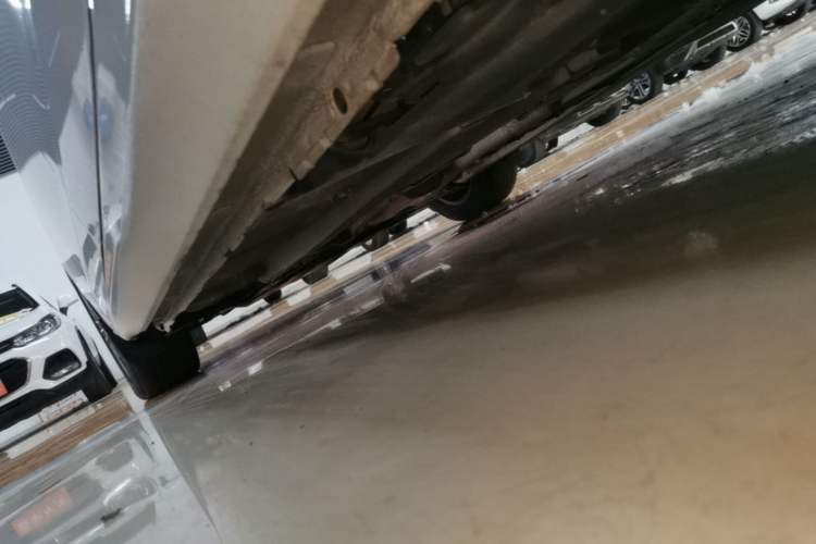 Used Peugeot 308 2018 1.6L Automatic Luxury Edition Left Side Sill