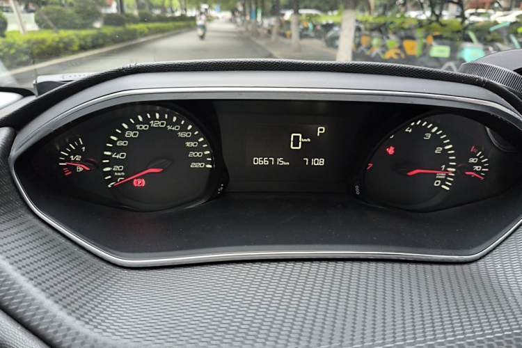 Used Peugeot 308 2018 1.6L Automatic Luxury Edition Odometer Close Up