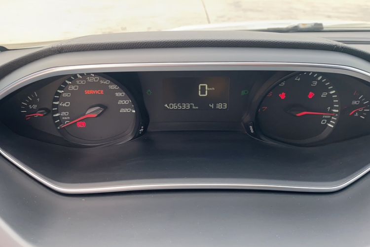 Used Peugeot 308 2018 1.6L Manual Fashion Edition Odometer Close Up