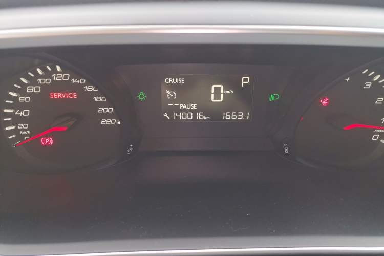 Used Peugeot 308 2018 1.6L Automatic Luxury Edition Odometer Close Up