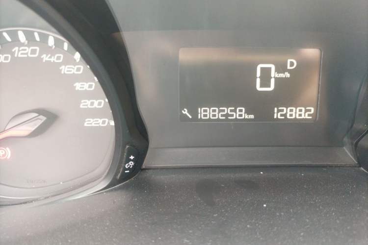 Used Peugeot 308 2018 1.6L Automatic Luxury Edition Odometer Close Up