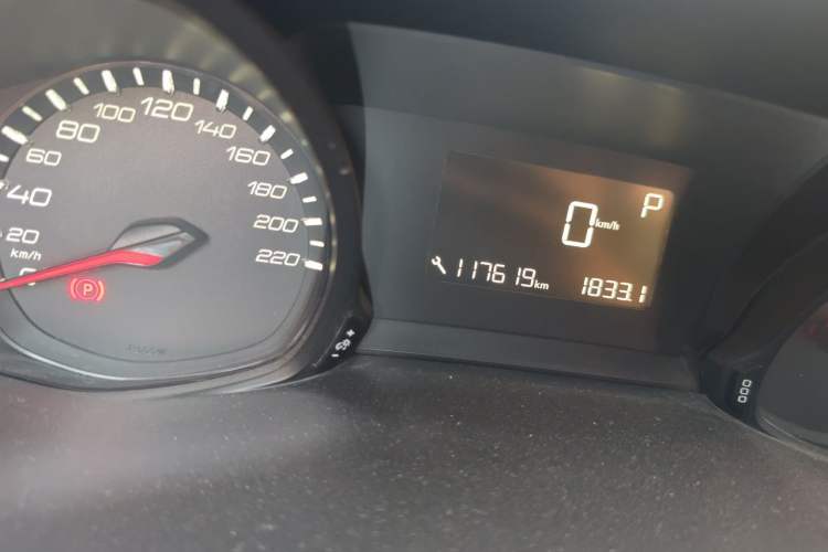 Used Peugeot 308 2018 1.6L Automatic Luxury Edition Odometer Close Up