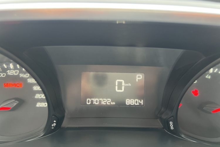 Used Peugeot 308 2018 230THP Automatic Luxury Edition Odometer Close Up