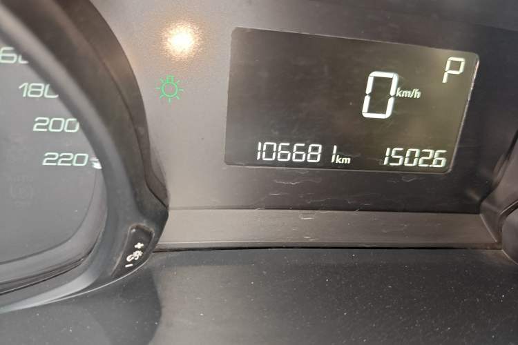 Used Peugeot 308 2018 1.6L Automatic Fashion Edition Odometer Close Up