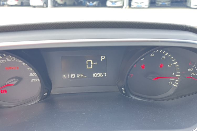 Used Peugeot 308 2018 1.6L Automatic Fashion Edition Odometer Close Up