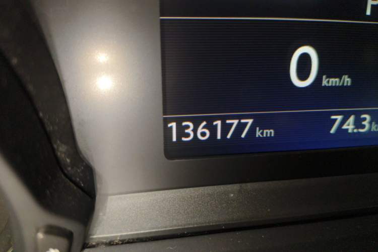 Used Peugeot 308 2018 350THP Automatic Prestige Edition Odometer Close Up